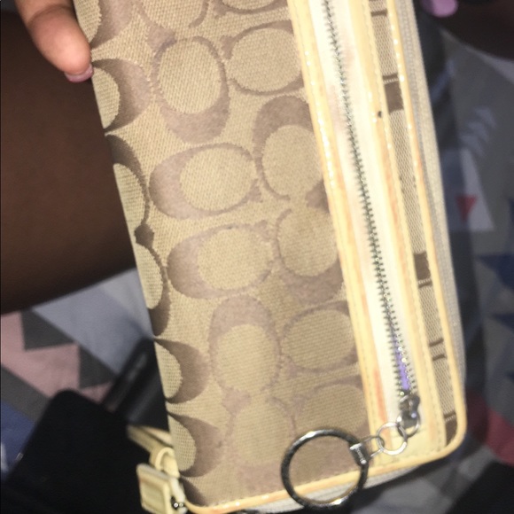 Wallet - Picture 2 of 2